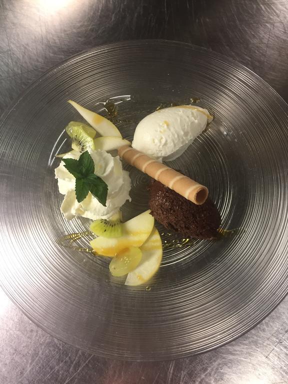 Hotel & Restaurant Stadthof Glarus Luaran gambar