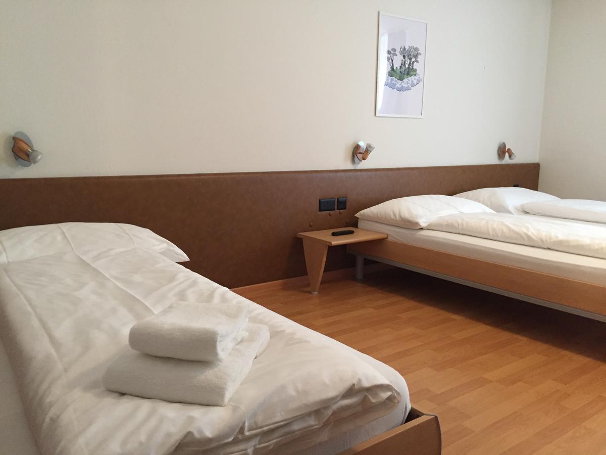 Hotel & Restaurant Stadthof Glarus Luaran gambar