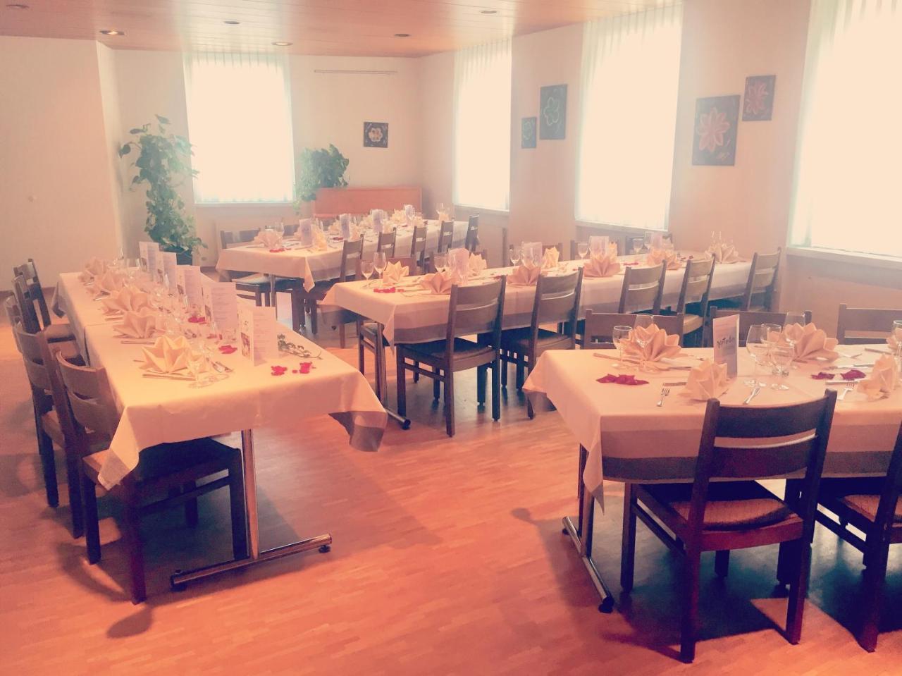 Hotel & Restaurant Stadthof Glarus Luaran gambar